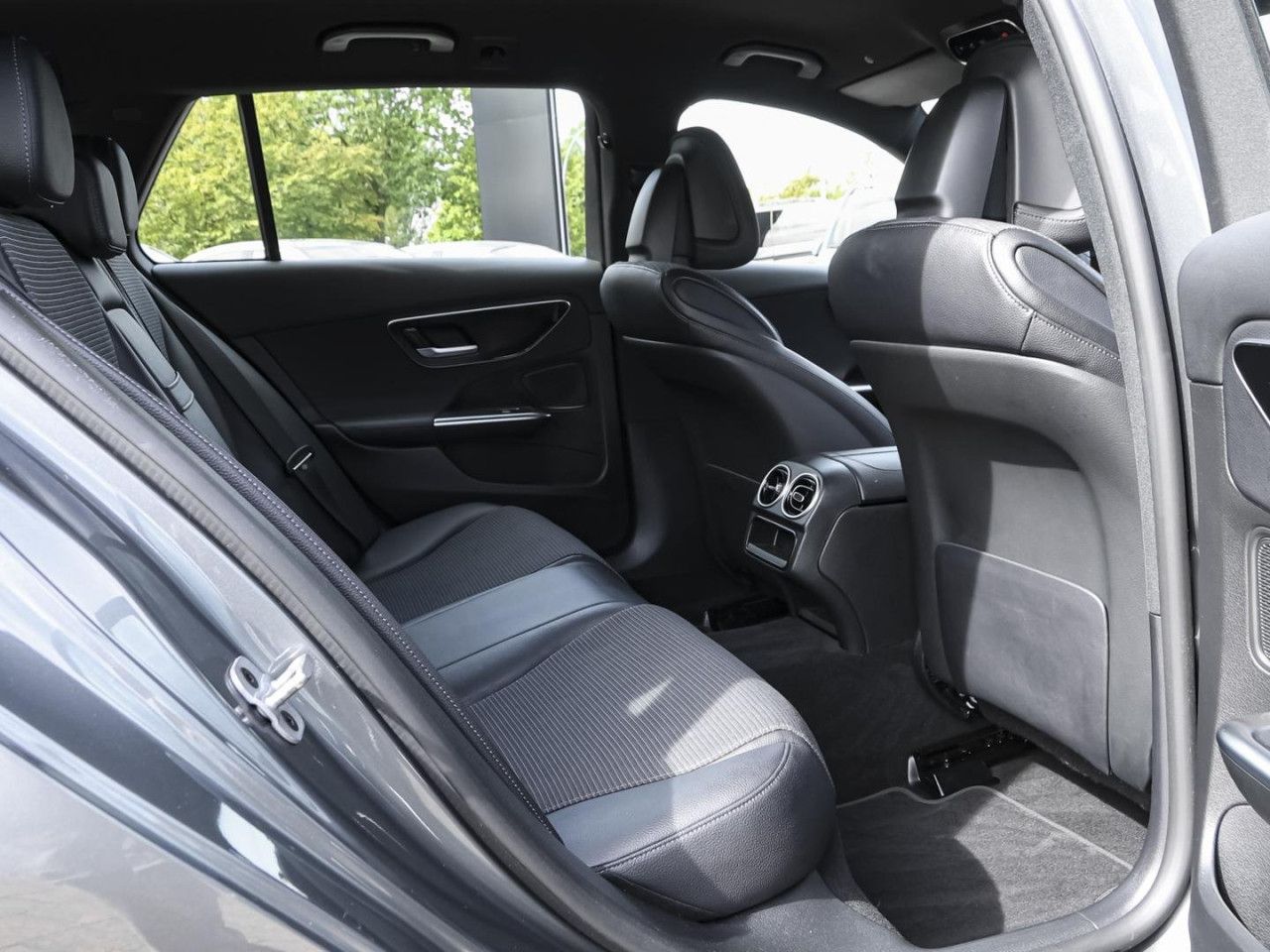 Mercedes-Benz C-Klasse – Bild 6