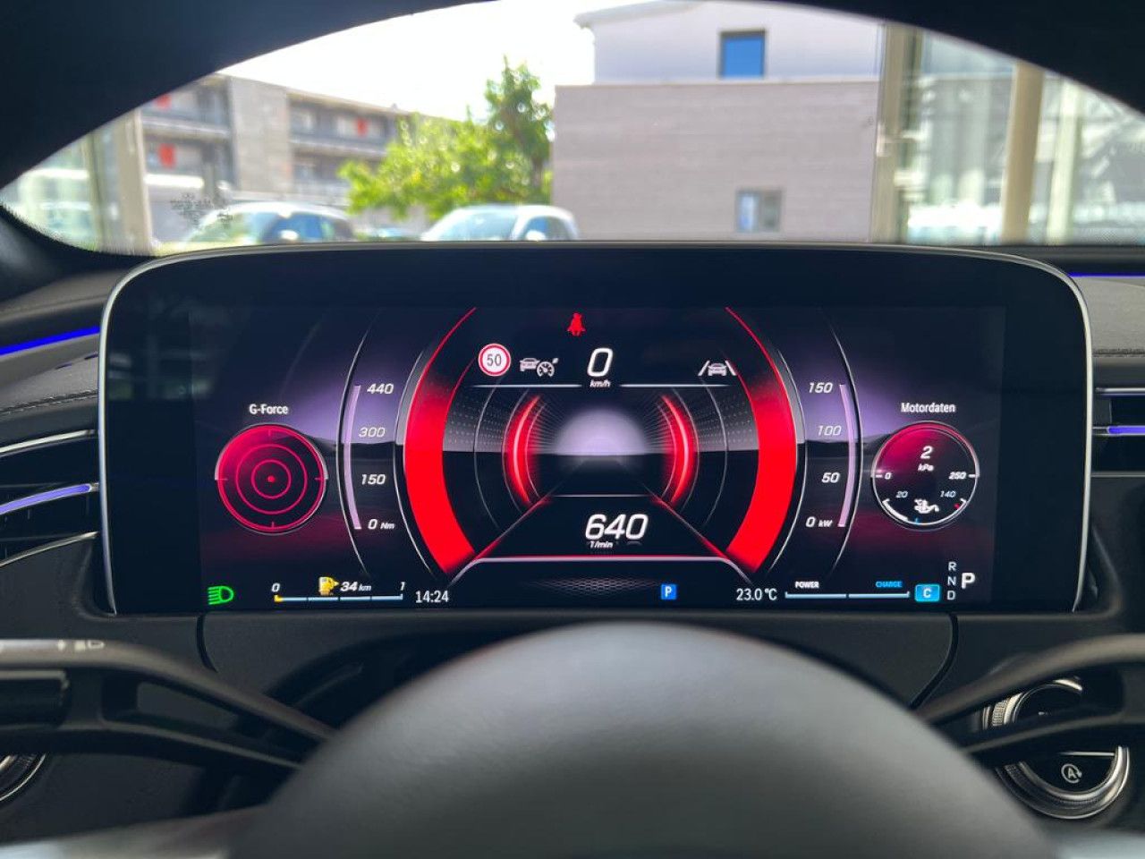 Mercedes-Benz E-Klasse – Bild 24