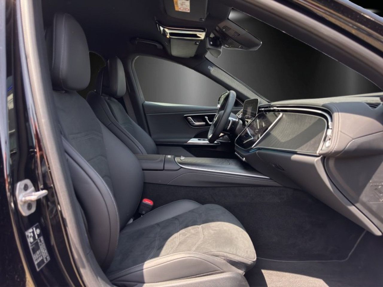 Mercedes-Benz E-Klasse – Bild 9