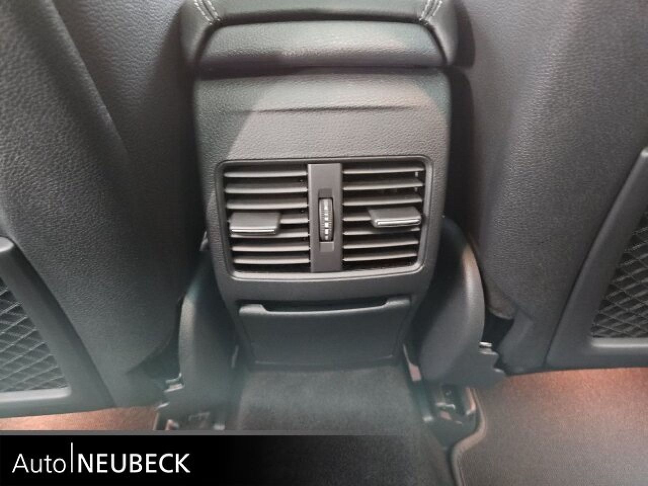 Fahrzeugbild 18 / 28