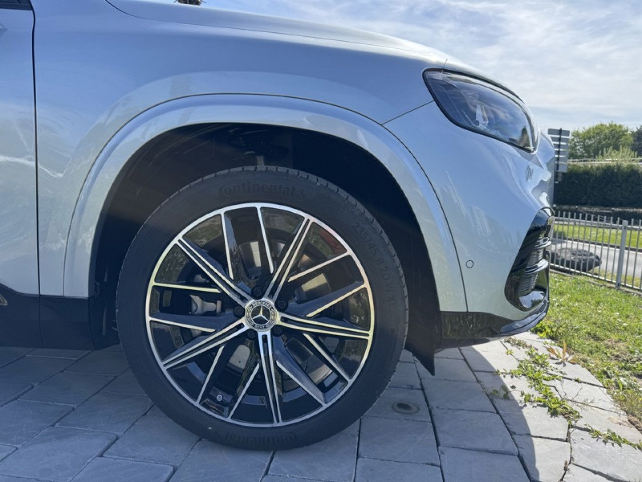 Photo du v&eacute;hicule 9 / 18