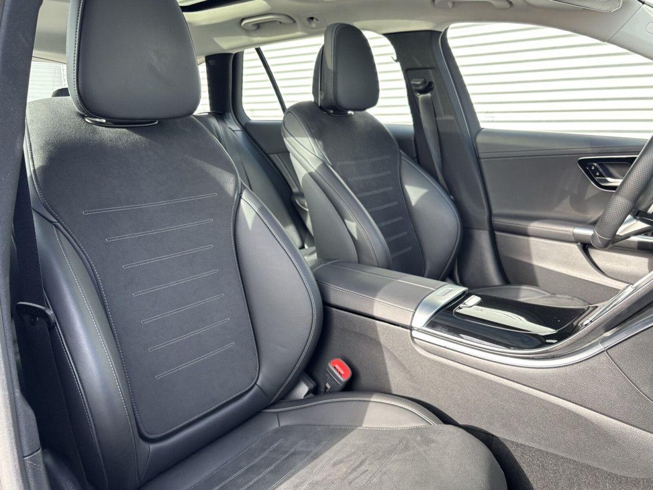 Mercedes-Benz C-Klasse – Bild 16