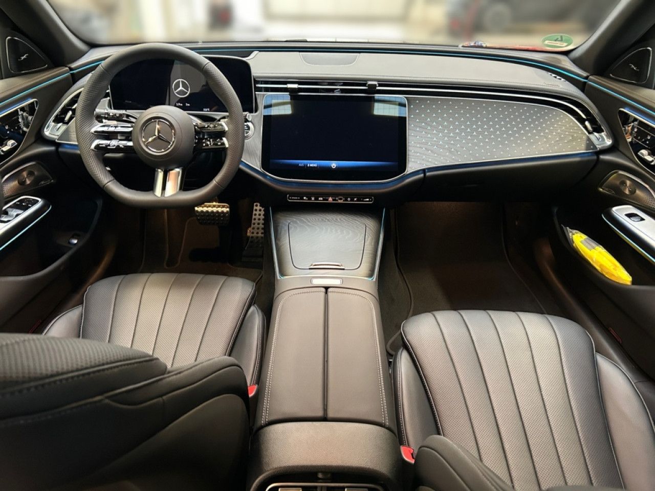 Mercedes-Benz E-Klasse – Bild 12
