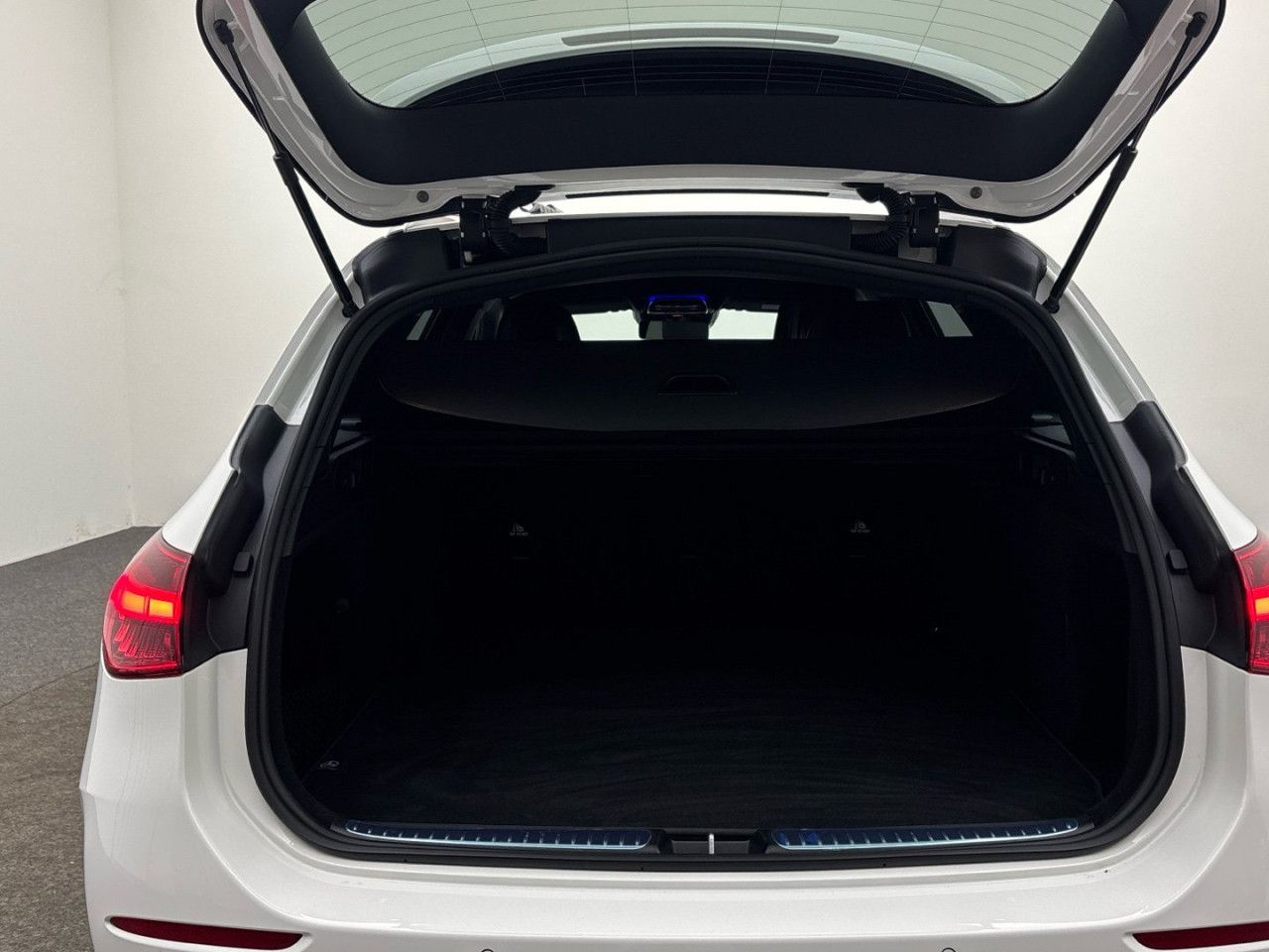 Mercedes-Benz C-Klasse – Bild 18