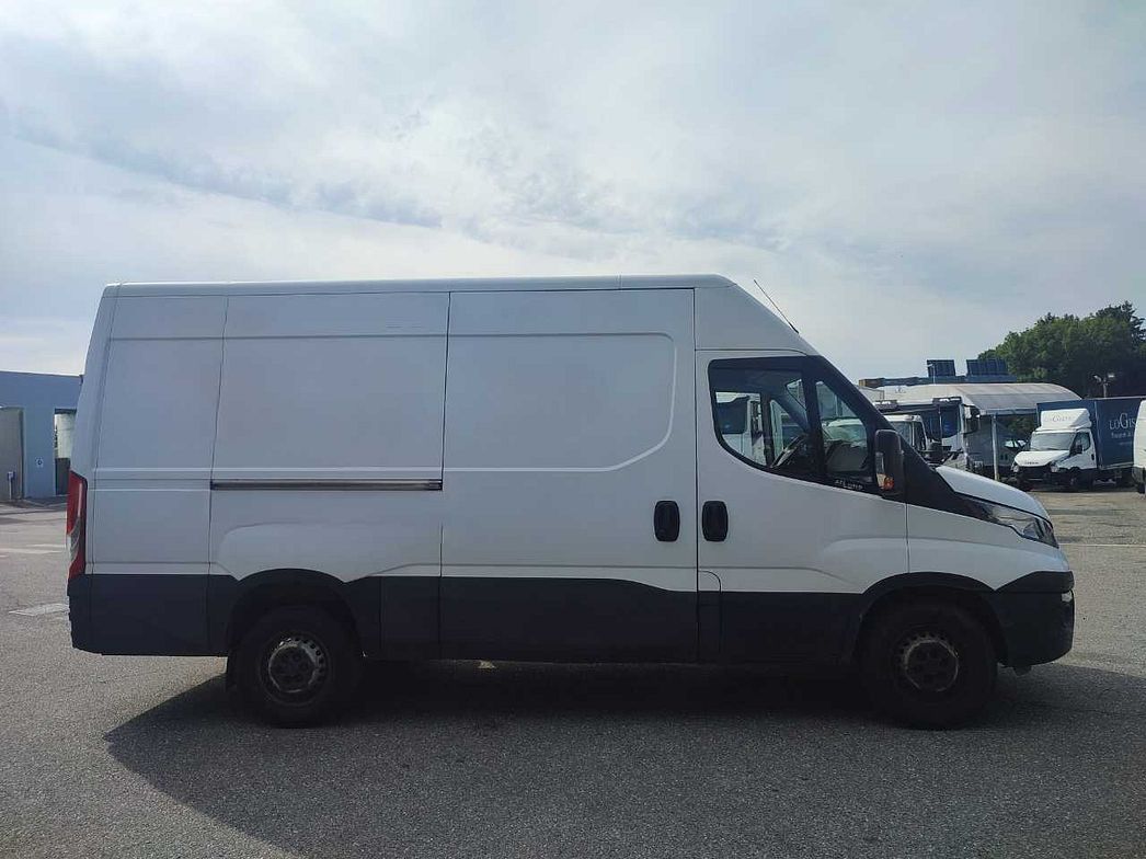 IVECO | Daily 35 S12 V LH2 3520 E6
