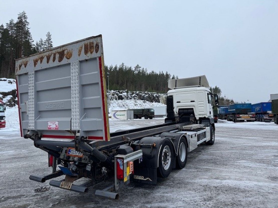 ajoneuvon kuva 3 / 6