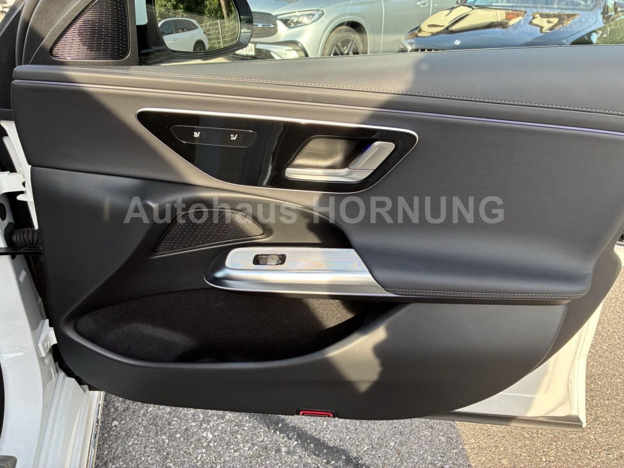 Mercedes-Benz E-Klasse – Bild 14