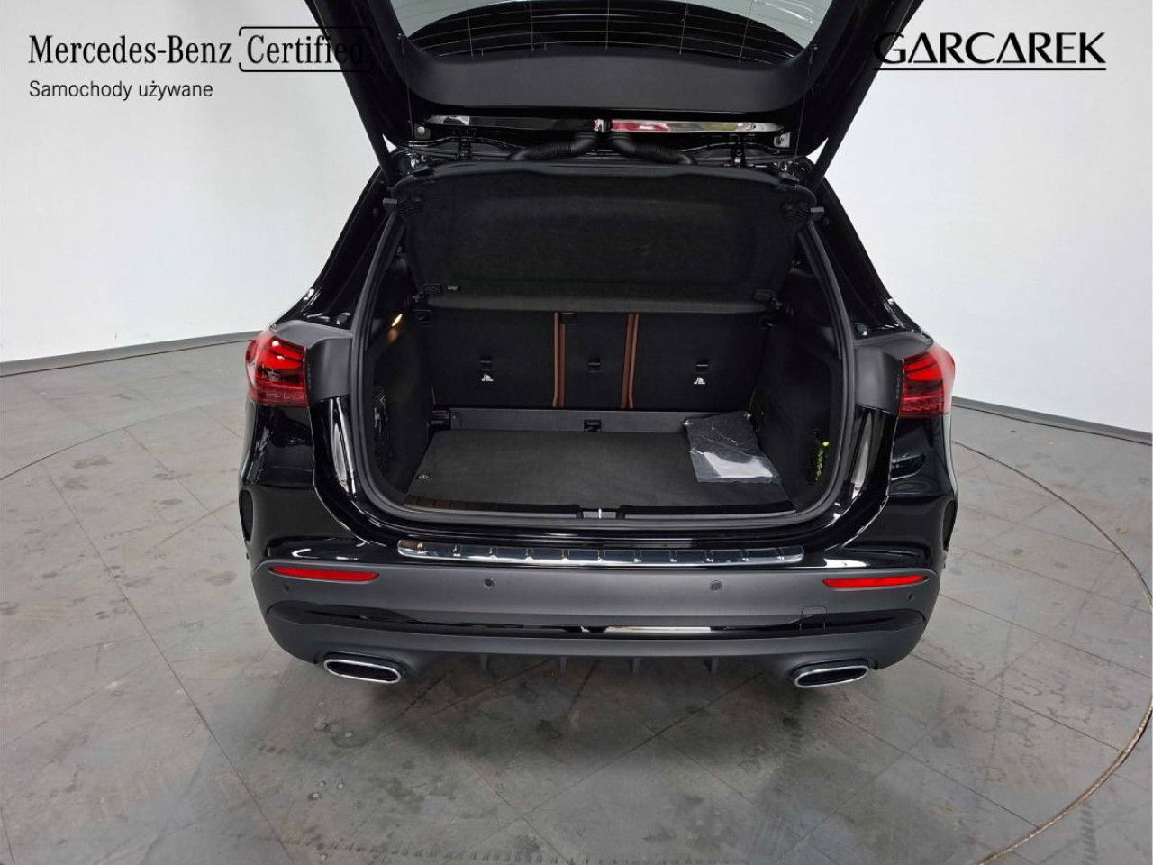 Zdj&eogon;cie pojazdu 17 / 24