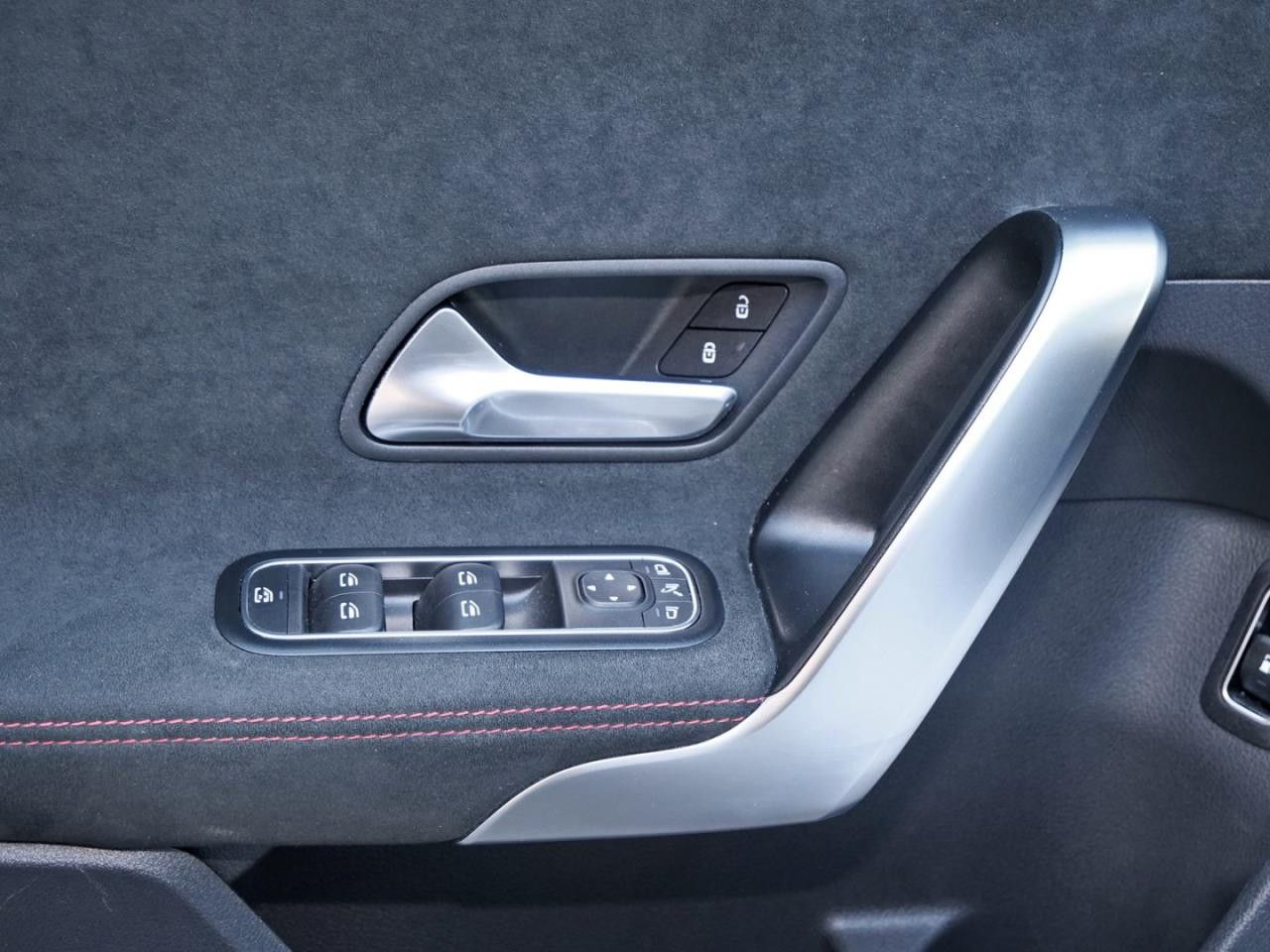 Fahrzeugbild 17 / 18