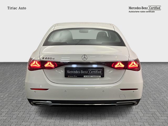 MERCEDES-BENZ E-Class 2024 — imagine 4