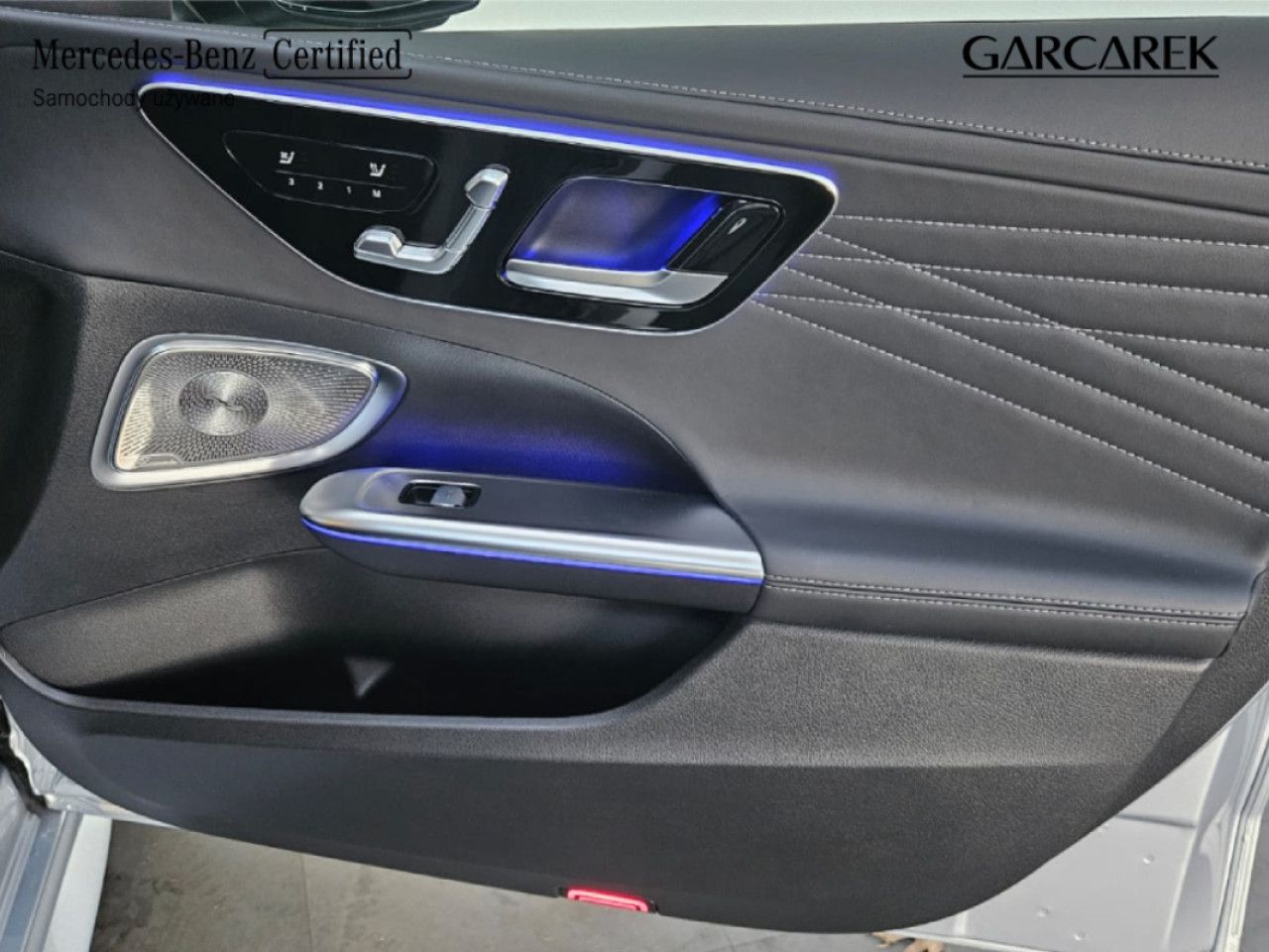 Zdjęcie pojazdu 23 / 29