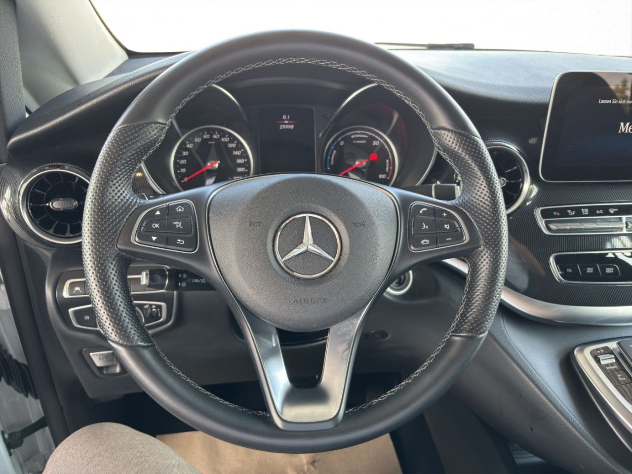 Mercedes-Benz EQV – Bild 10