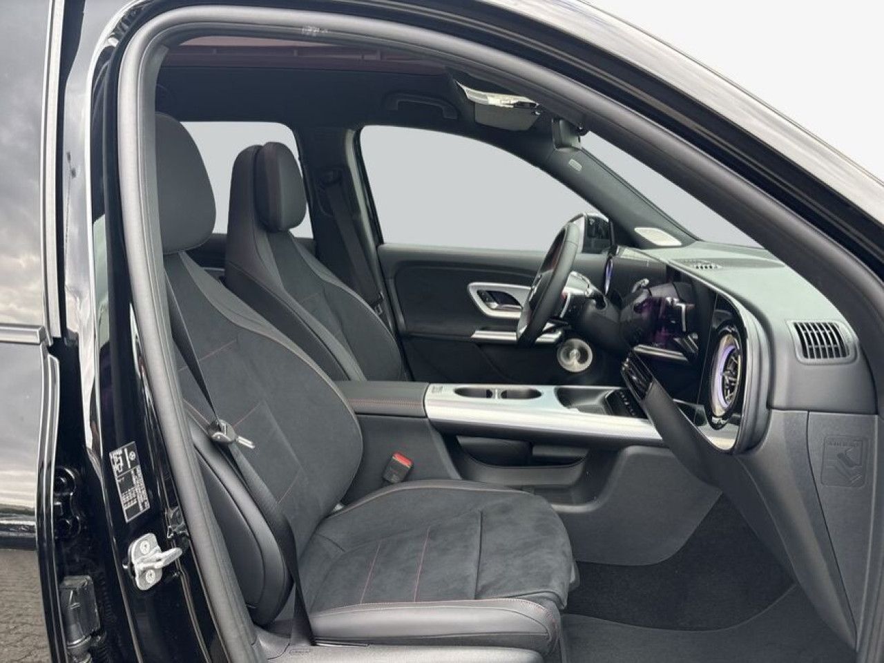 Mercedes-Benz GLB – Bild 13