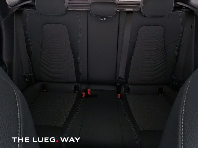 Mercedes-Benz GLA 220