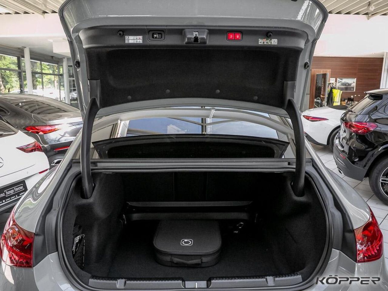 Mercedes-Benz EQE – Bild 10