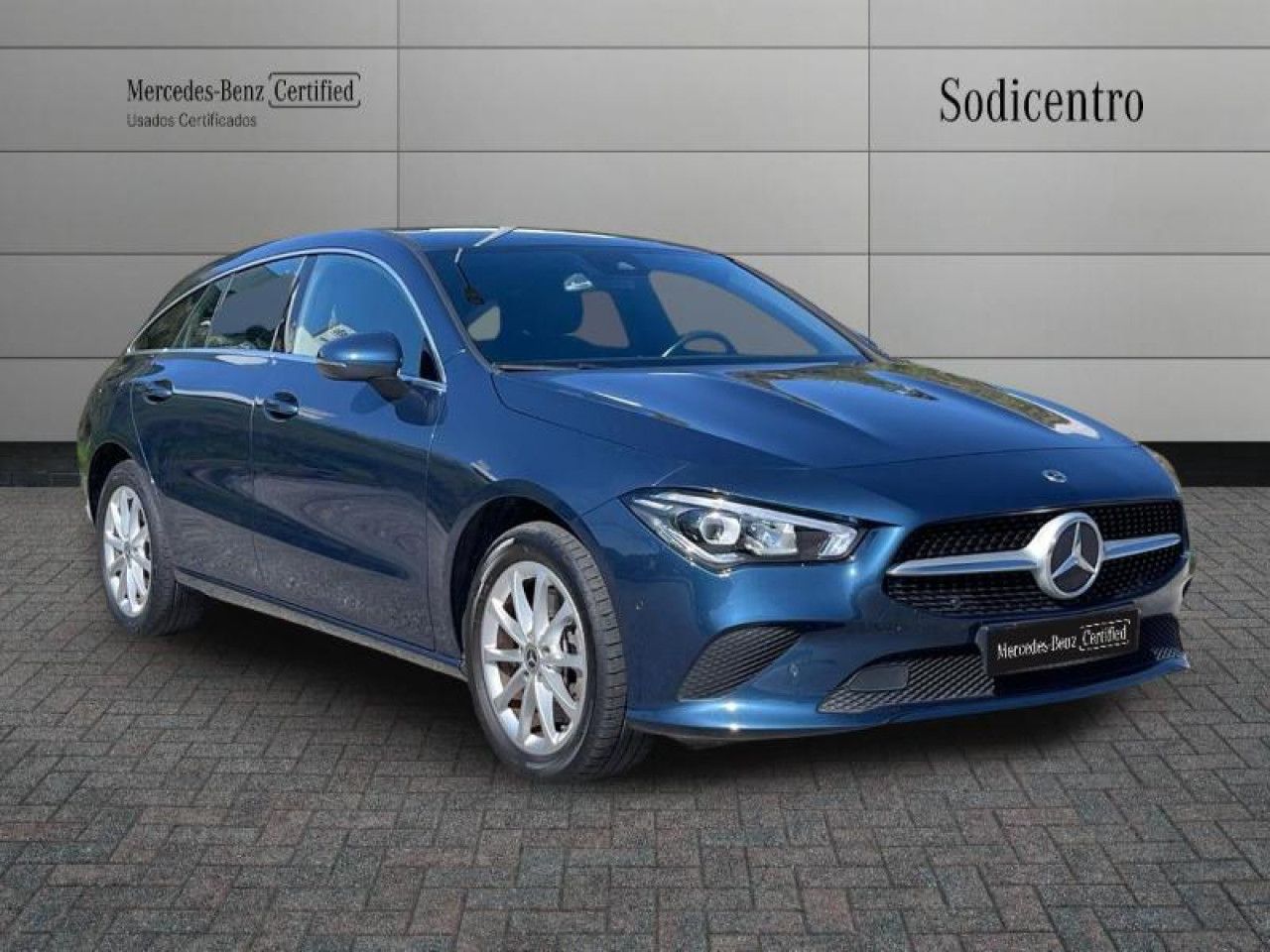 Imagem do ve&iacute;culo 2 / 19