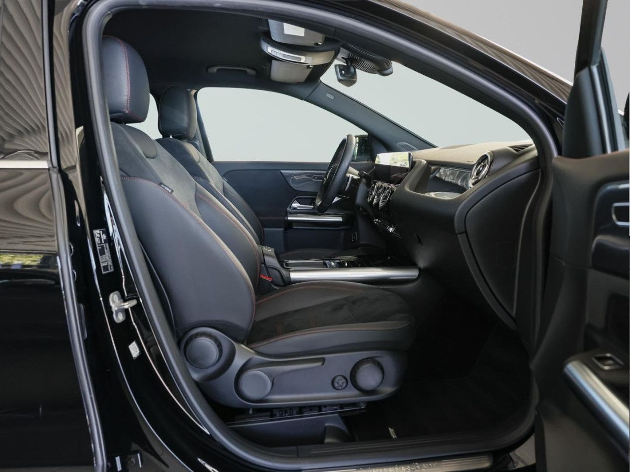 Mercedes-Benz GLA – Bild 2