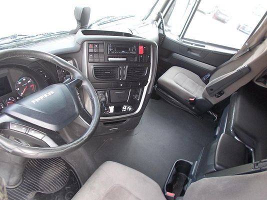 Vehicle image 6 / 7