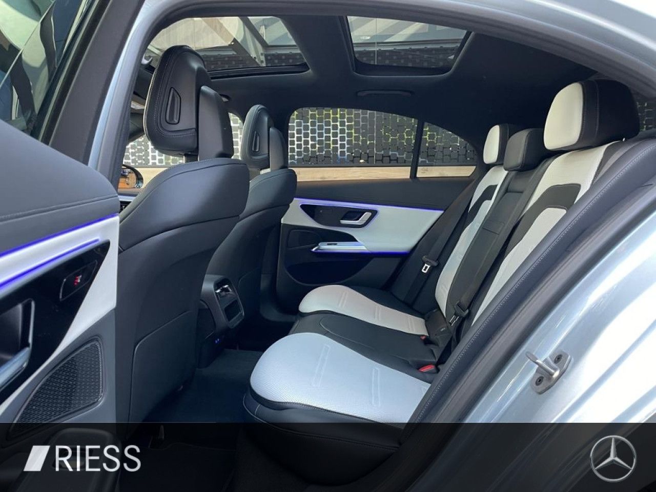 Mercedes-Benz E-Klasse – Bild 4