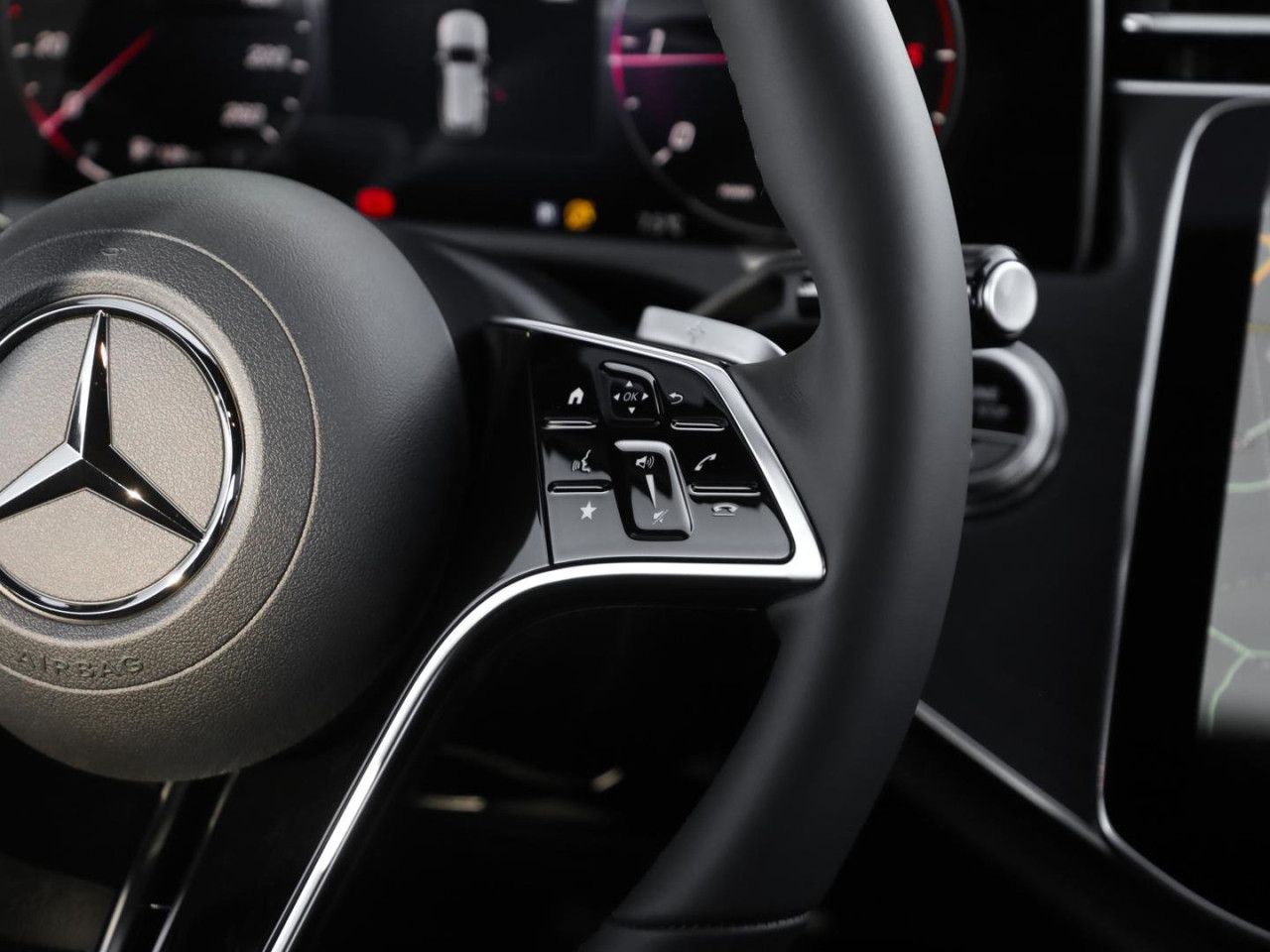 Mercedes-Benz E-Klasse – Bild 16