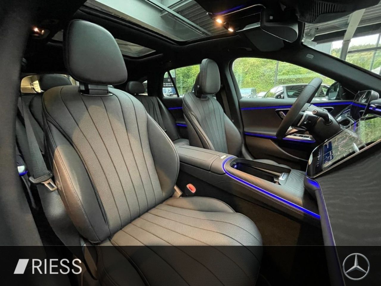 Mercedes-Benz E-Klasse – Bild 10