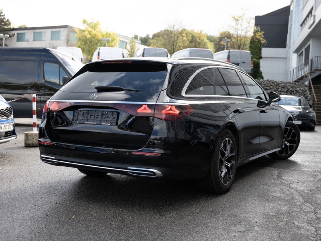 Mercedes-Benz E-Klasse – Bild 3