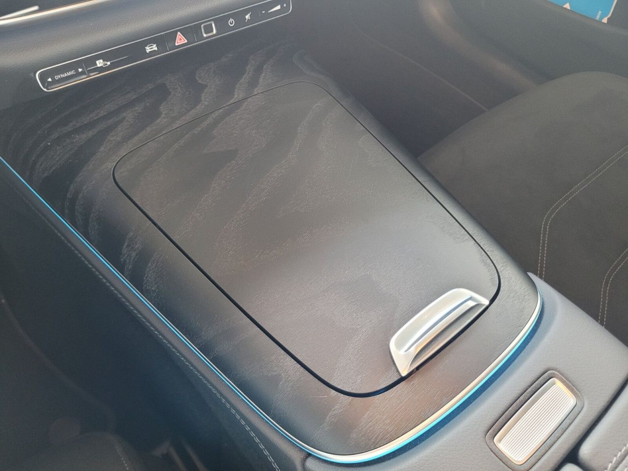 Mercedes-Benz E-Klasse – Bild 25
