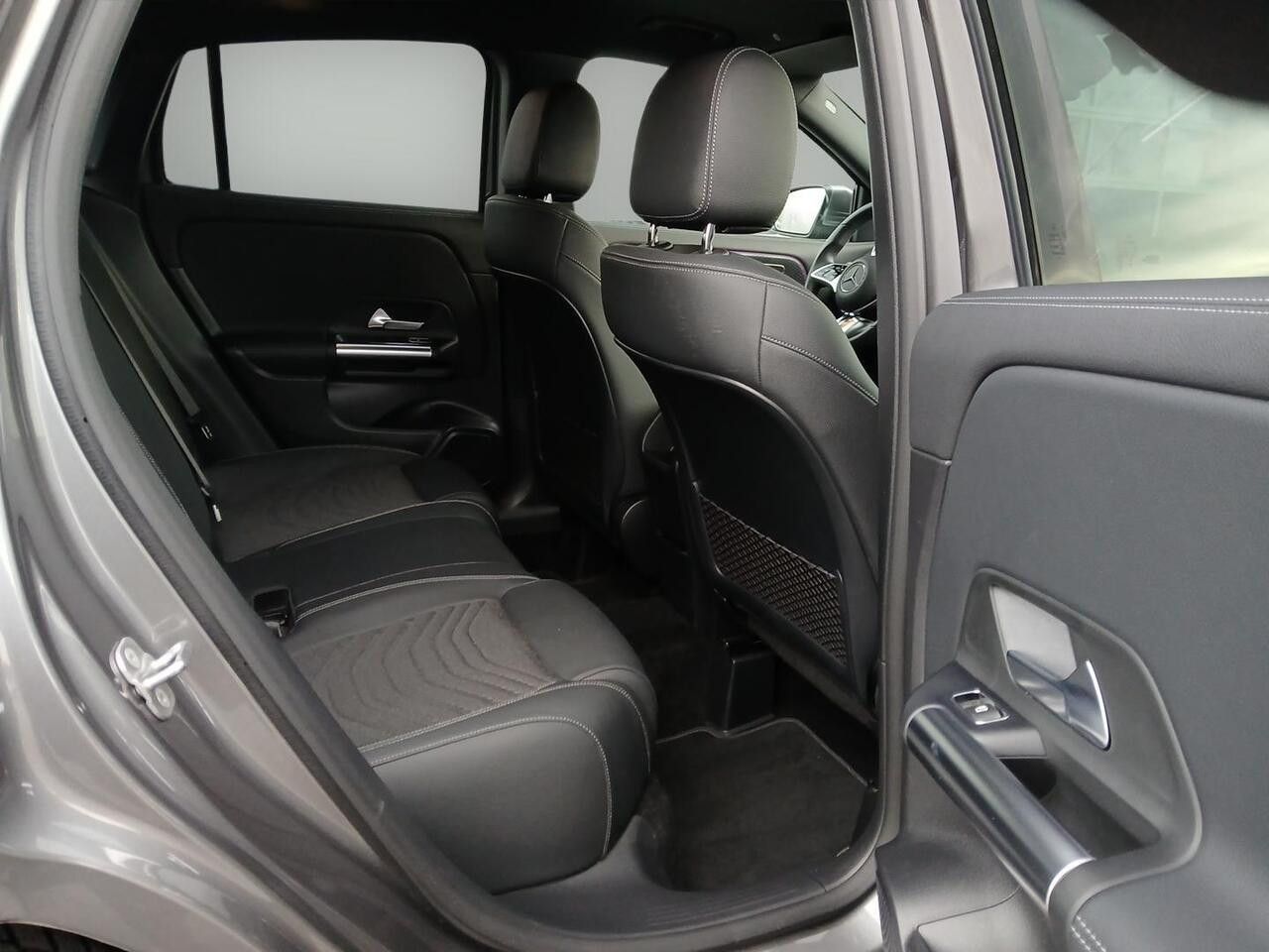 Zdjęcie pojazdu 11 / 23