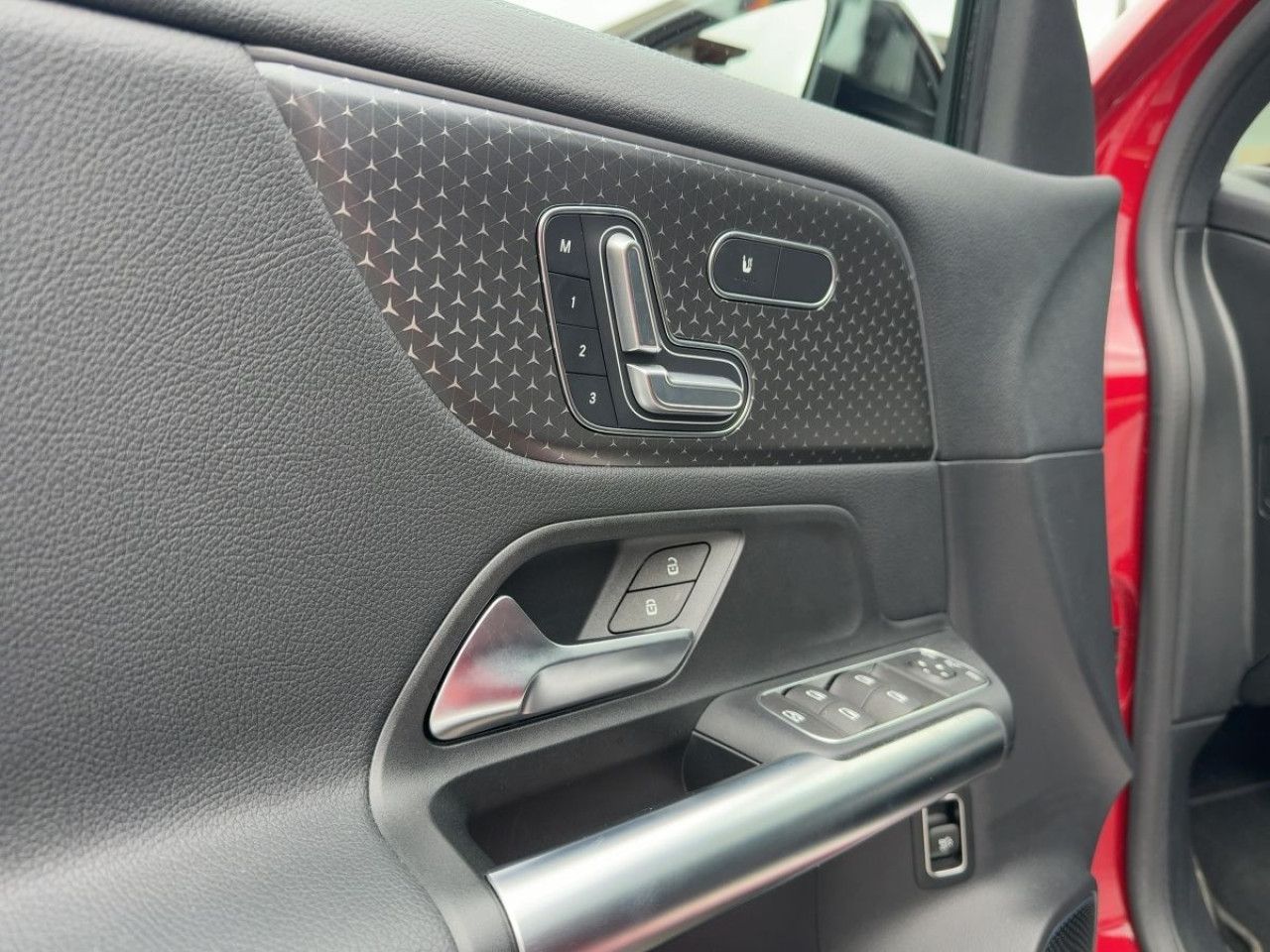 Fahrzeugbild 16 / 23