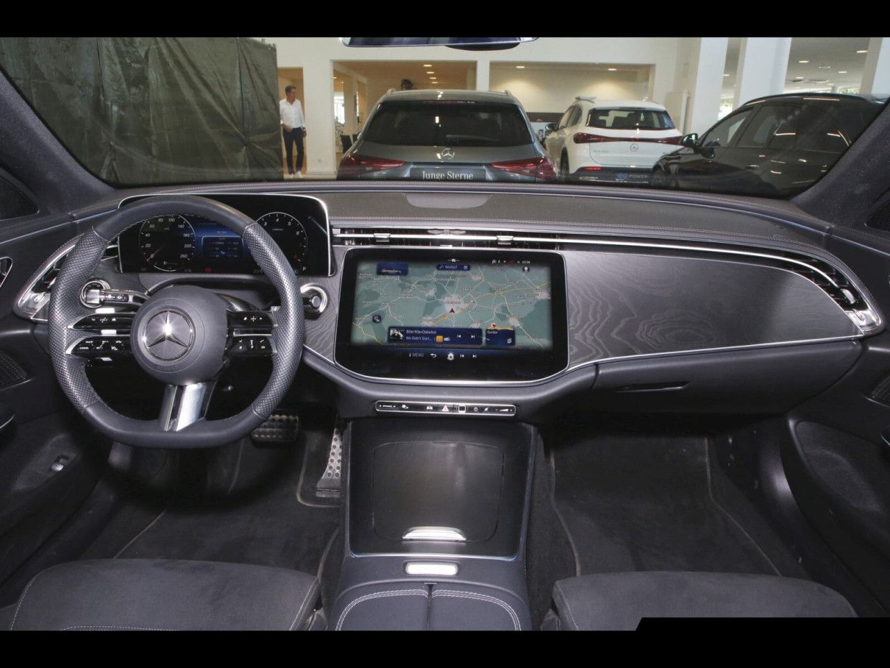 Mercedes-Benz E-Klasse – Bild 10