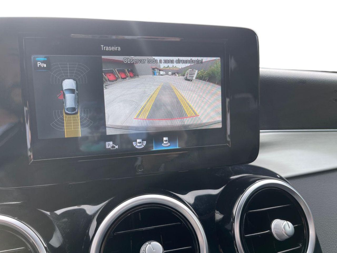 Imagem do ve&iacute;culo 17 / 20