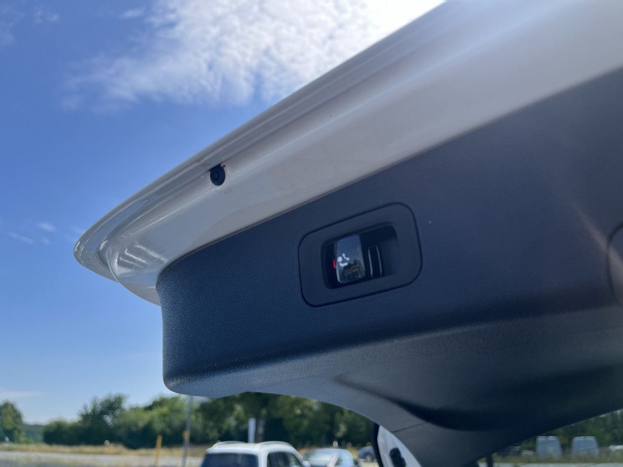Mercedes-Benz E-Klasse – Bild 27