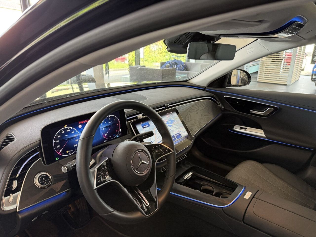 Mercedes-Benz E-Klasse – Bild 12