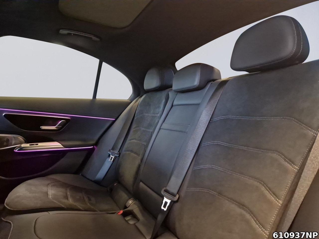 Mercedes-Benz E-Klasse – Bild 11