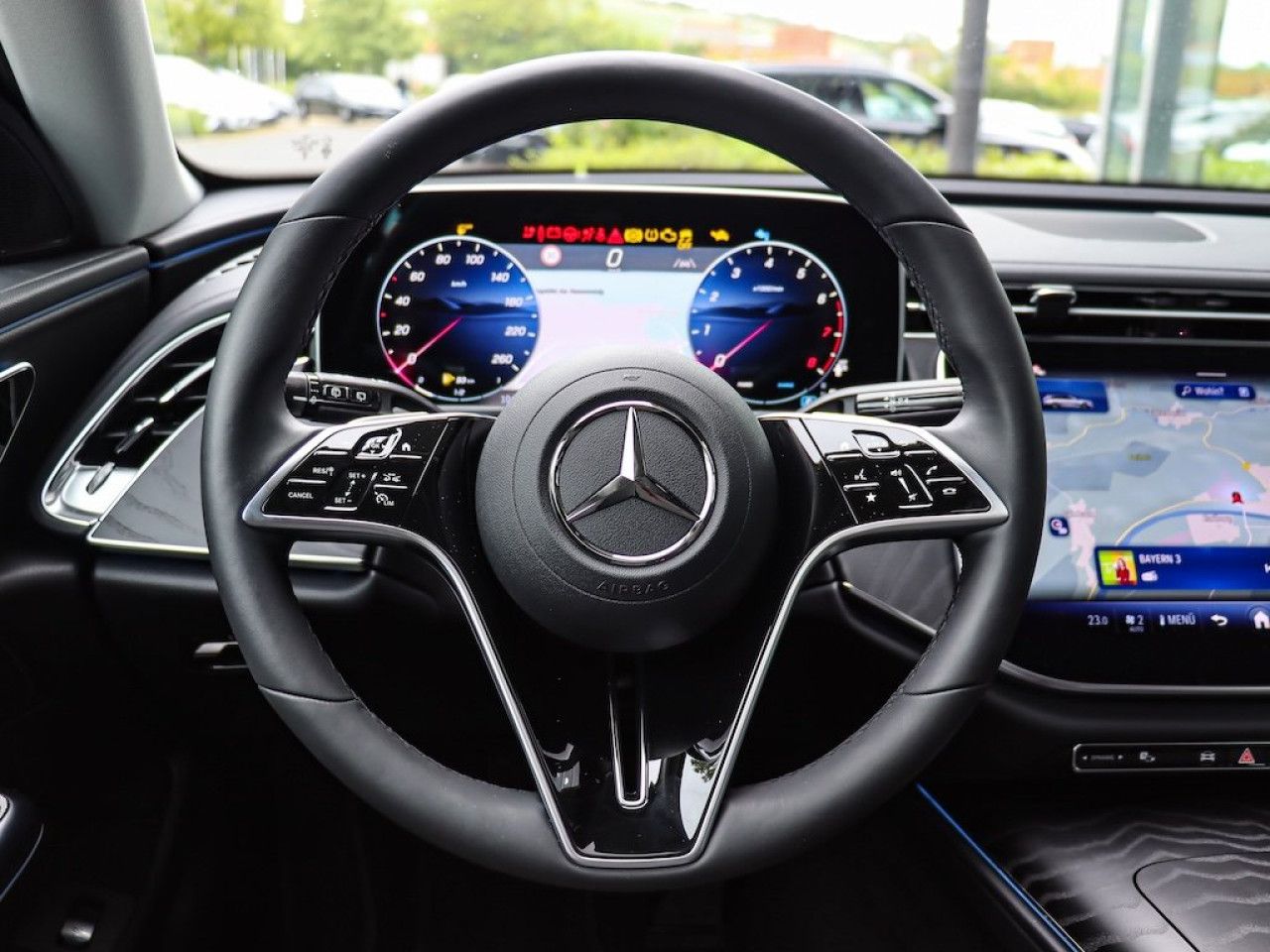 Mercedes-Benz E-Klasse – Bild 21