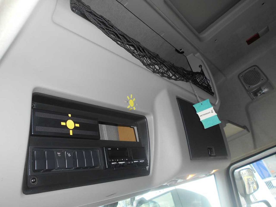 Renault | RENAULT TRUCKS PREMIUM 6X2