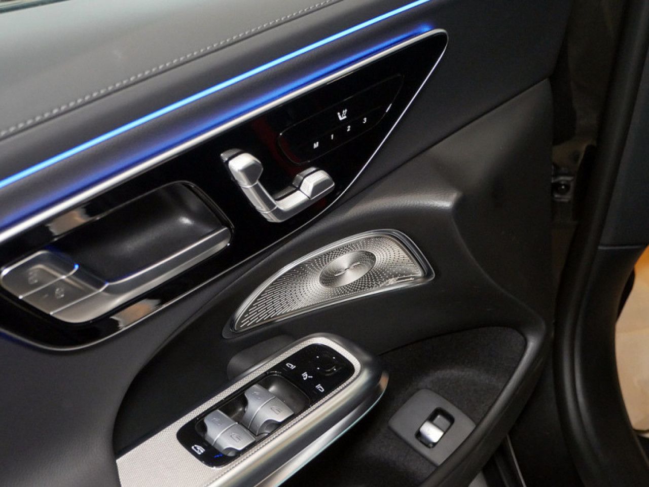 Mercedes-Benz E-Klasse – Bild 14