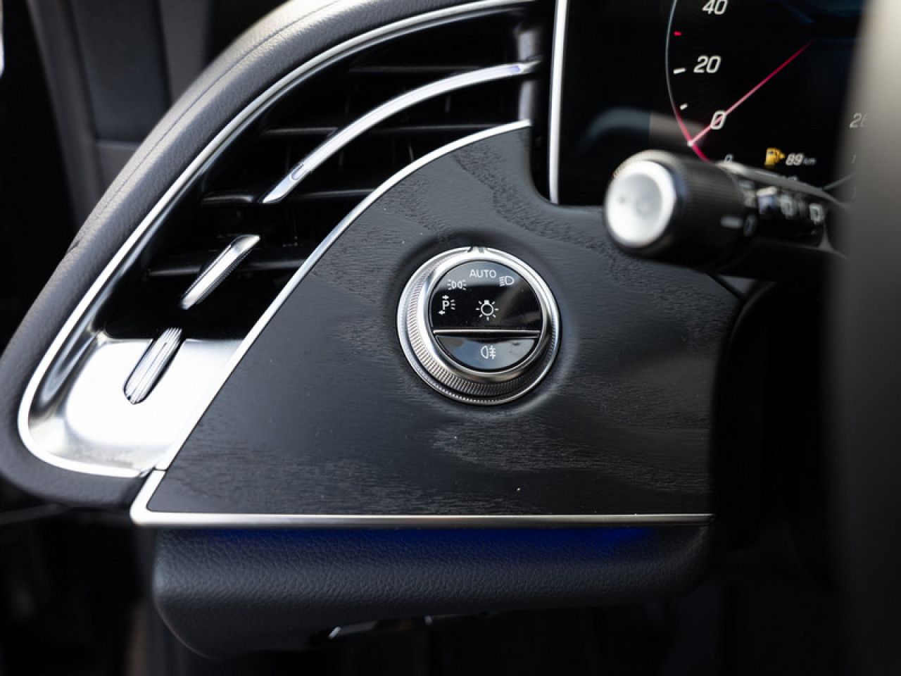 Mercedes-Benz E-Klasse – Bild 19