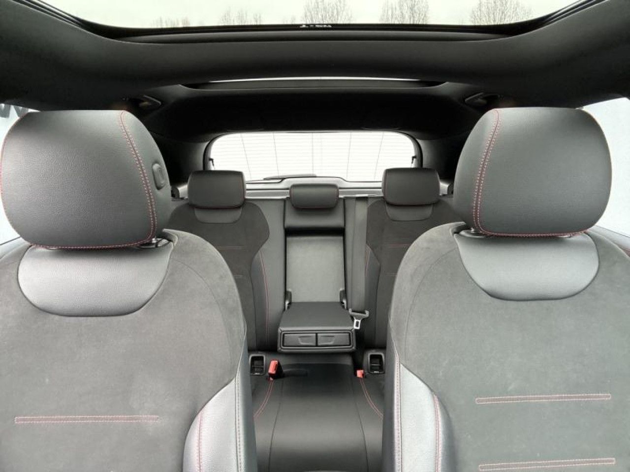 Photo du v&eacute;hicule 12 / 18