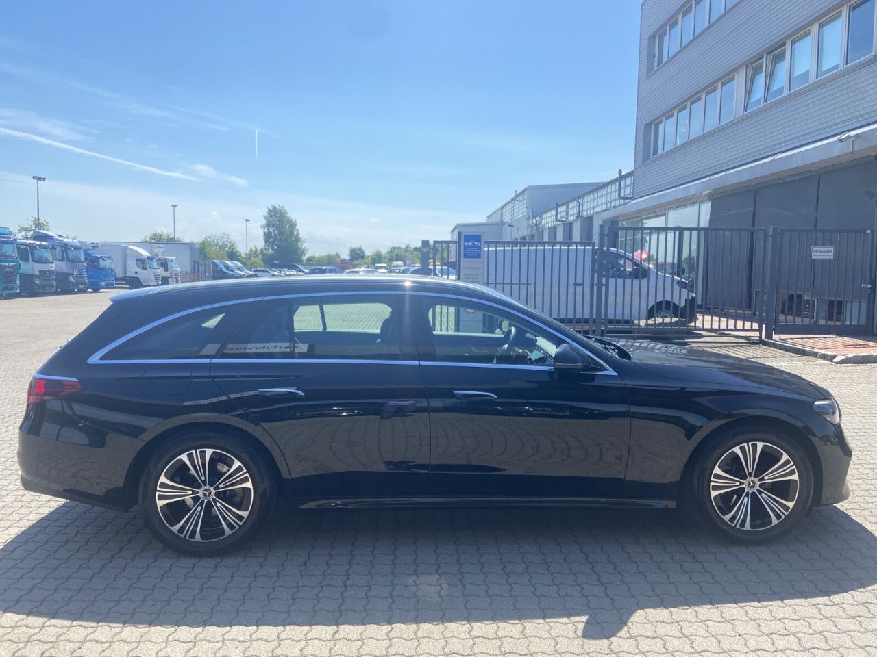 Mercedes-Benz E-Klasse – Bild 5