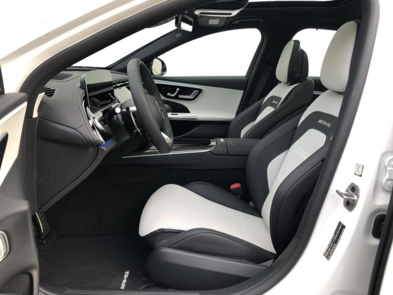 Mercedes-Benz E-Klasse – Bild 5