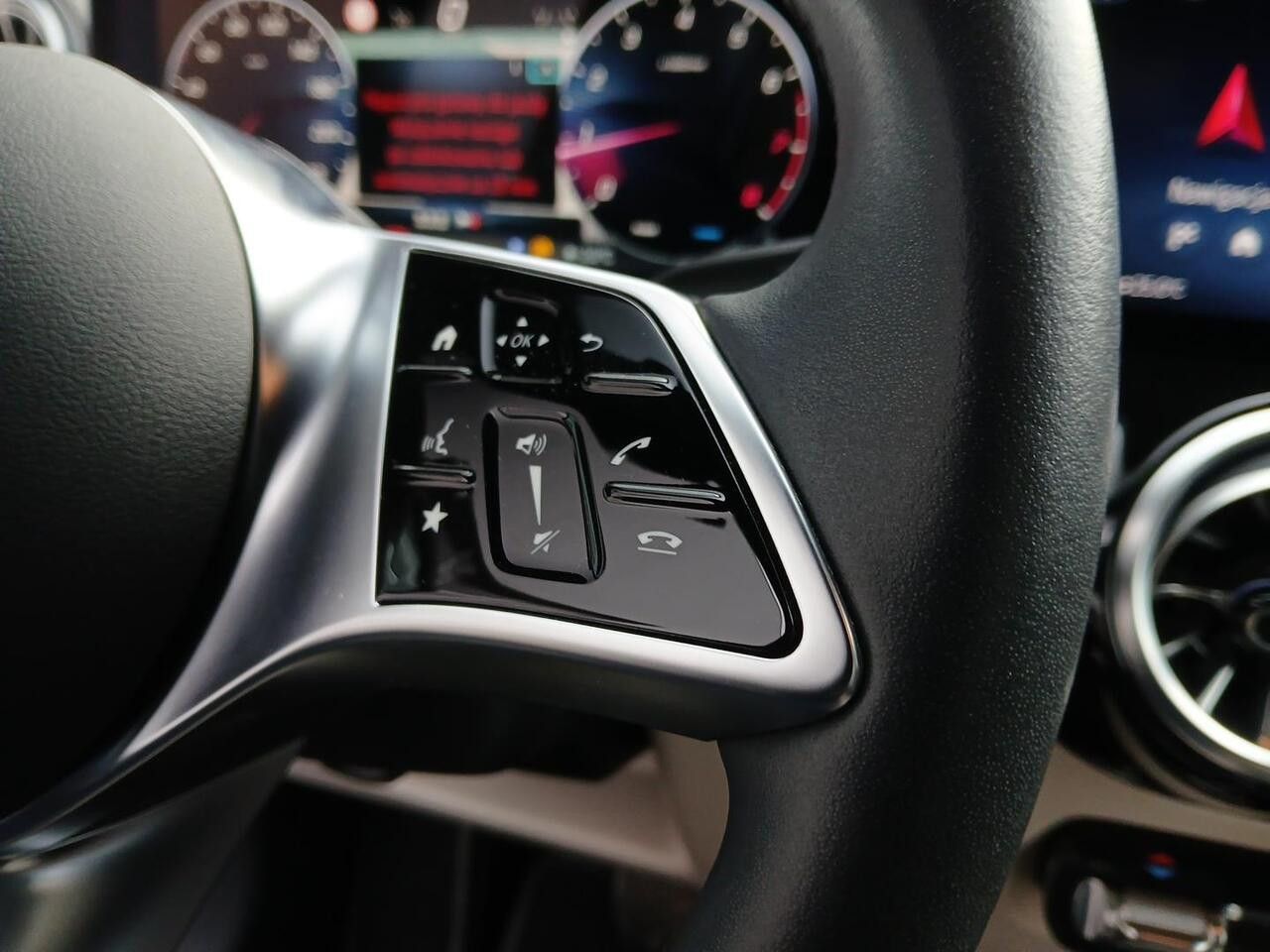 Zdjęcie pojazdu 21 / 23