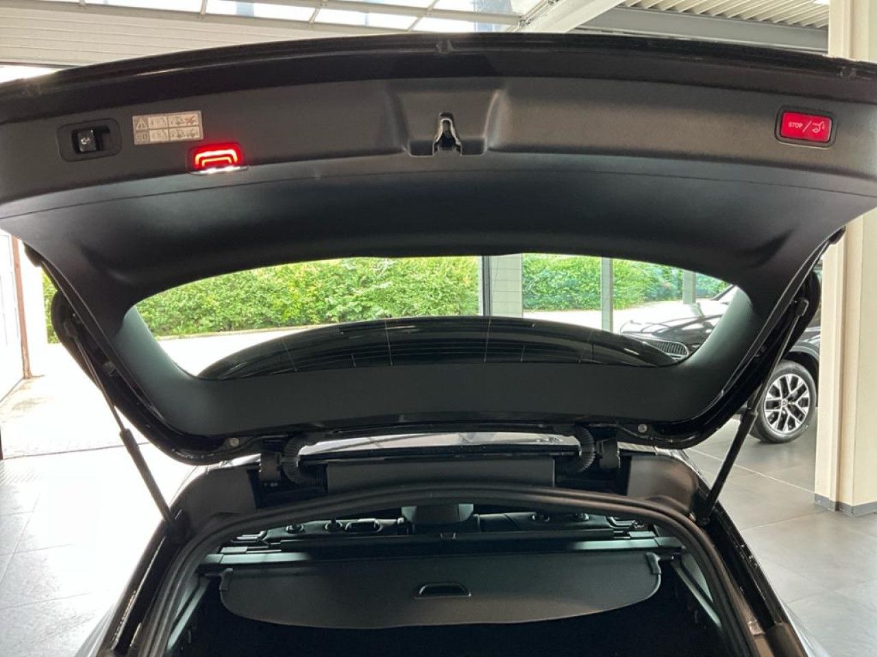 Mercedes-Benz C-Klasse – Bild 16
