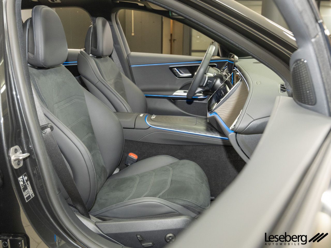 Mercedes-Benz E-Klasse – Bild 17