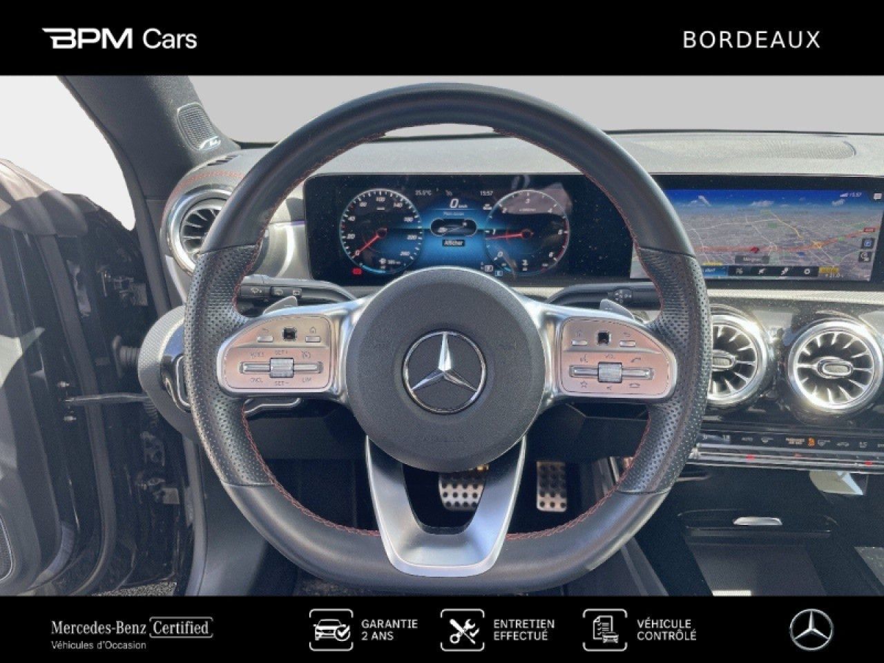 Photo du v&eacute;hicule 15 / 18