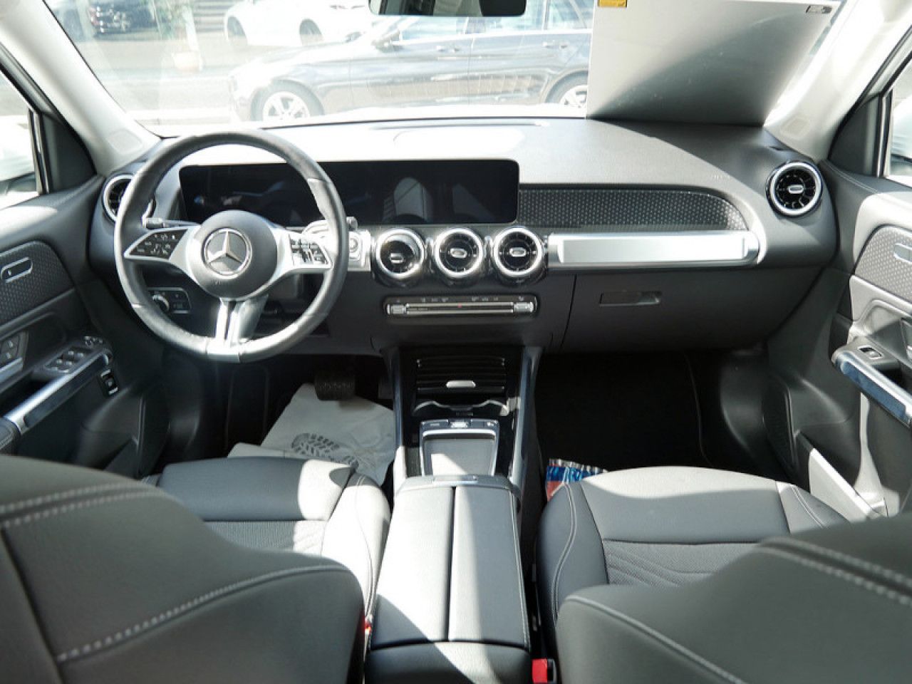 Mercedes-Benz GLB – Bild 8