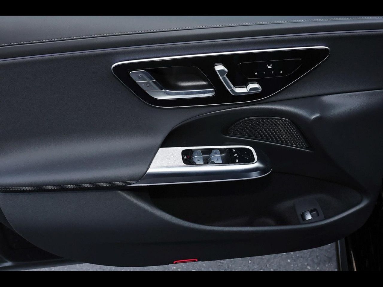Mercedes-Benz E-Klasse – Bild 11