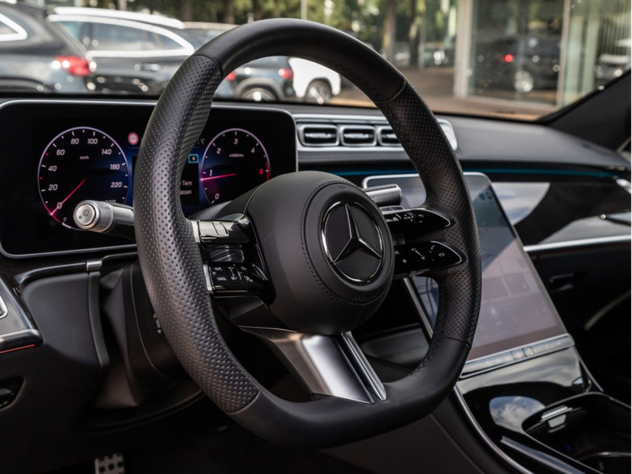 Mercedes-Benz S-Klasse – Bild 25