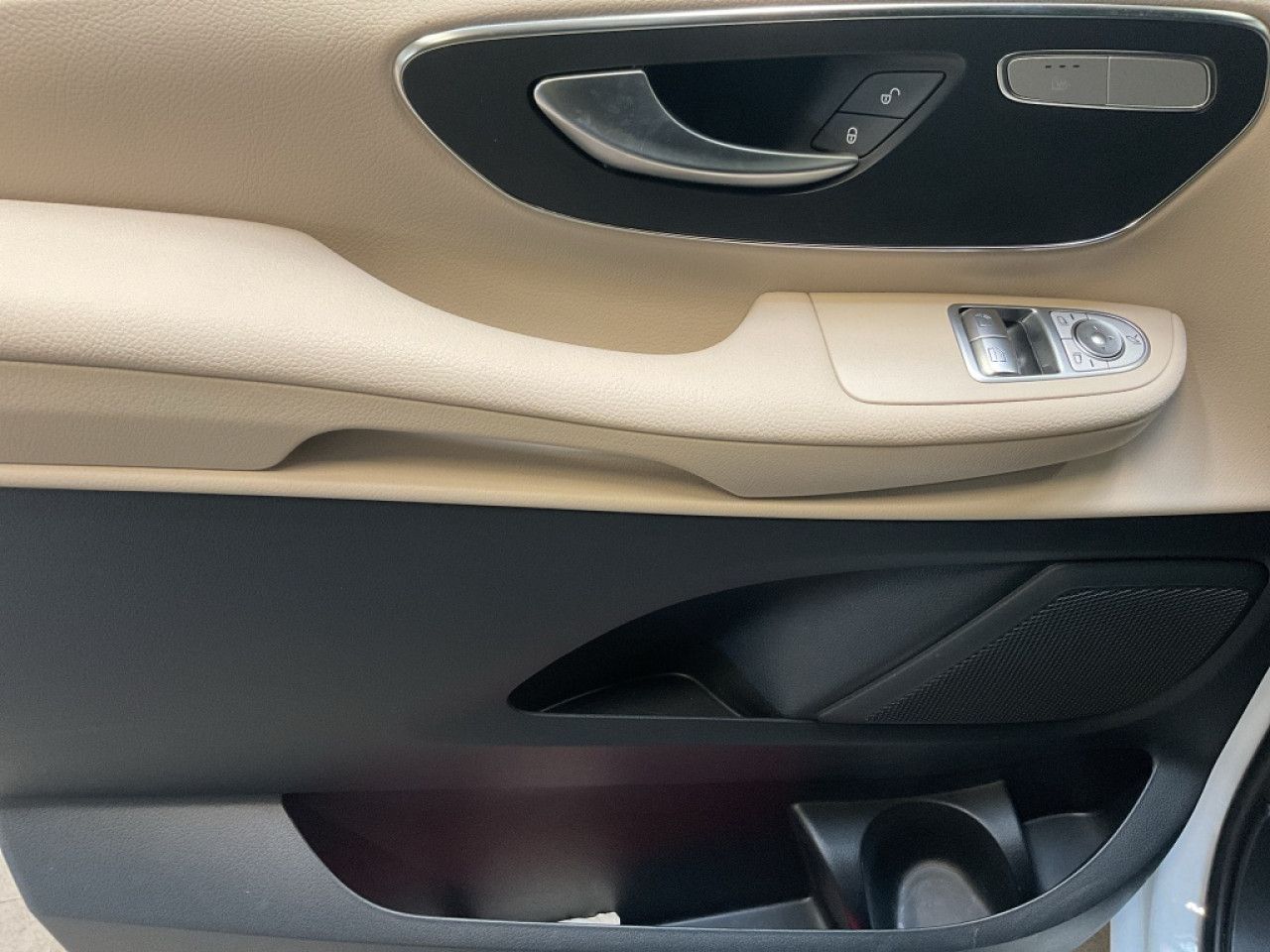 Fahrzeugbild 14 / 15