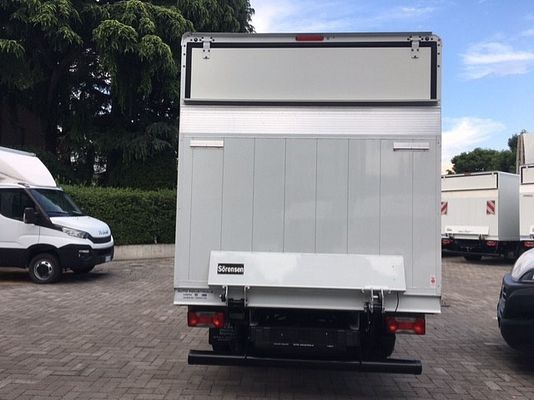 Vehicle image 6 / 11